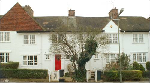 071-73 Erskine Hill
